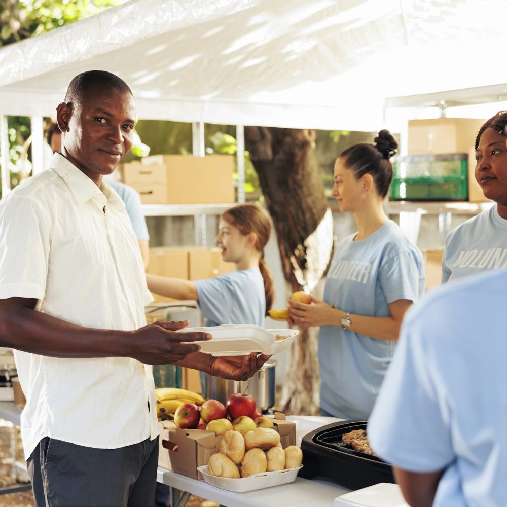 Community unites: Volunteers help needy